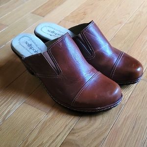 Softspots Women's  Clogs